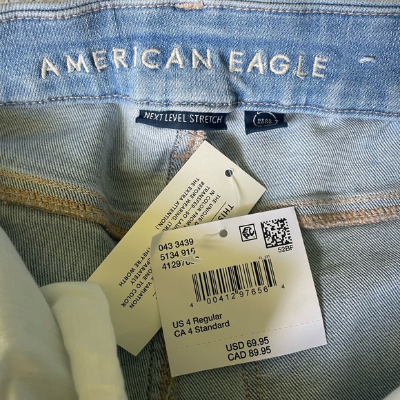 American Eagle Outfitters Women's Distressed Light Blue Jeans - Picture 6 of 6